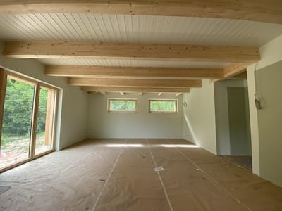 ÖSW Schulungsraum nach den Malerarbeiten